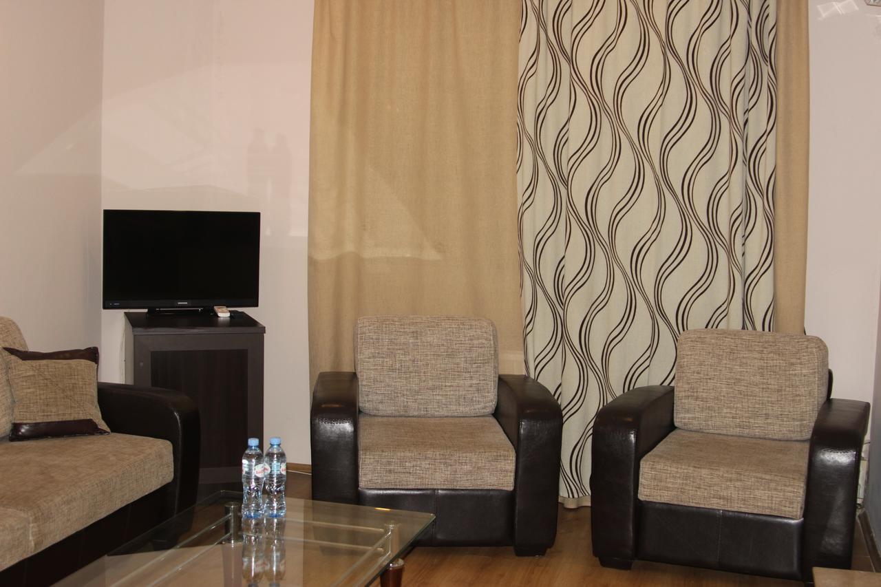 באטומי Iar Hotel מראה חיצוני תמונה